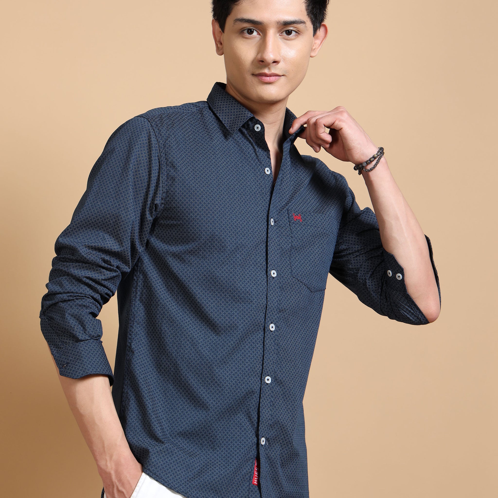 NAVY PIXEL TAILORED SHIRT